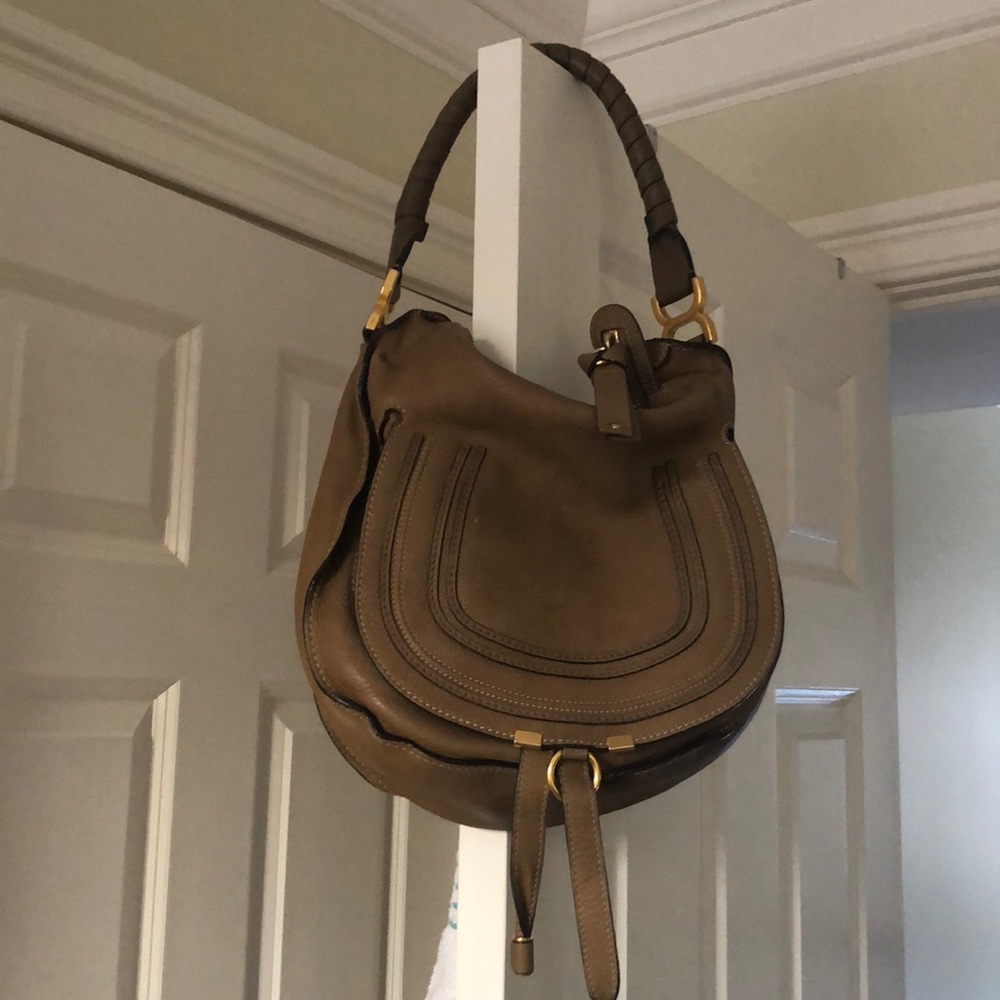 Chloe Marcie Medium Hobo shoulder bag. Pre-loved.